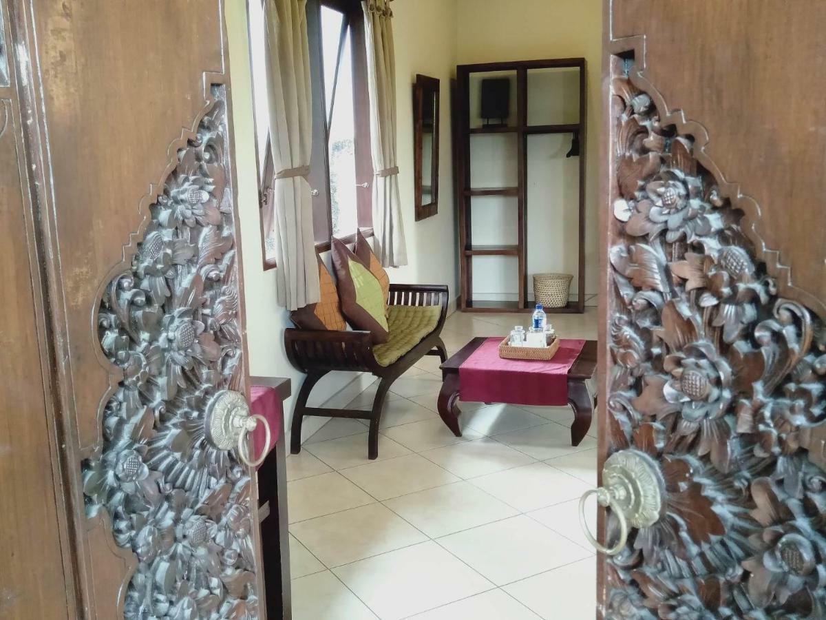 Prasanti Bed & Breakfast Ubud Exteriör bild
