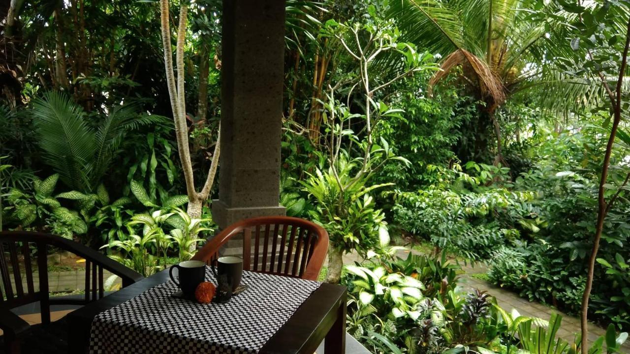Prasanti Bed & Breakfast Ubud Exteriör bild