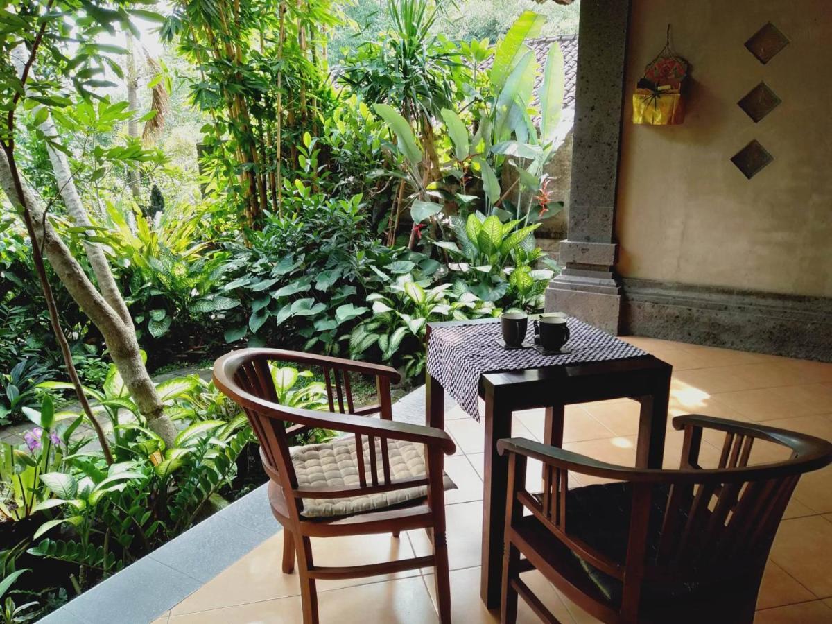 Prasanti Bed & Breakfast Ubud Exteriör bild